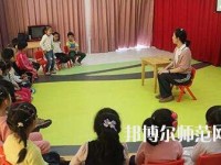 湖北幼師學(xué)校適合女生學(xué)嗎